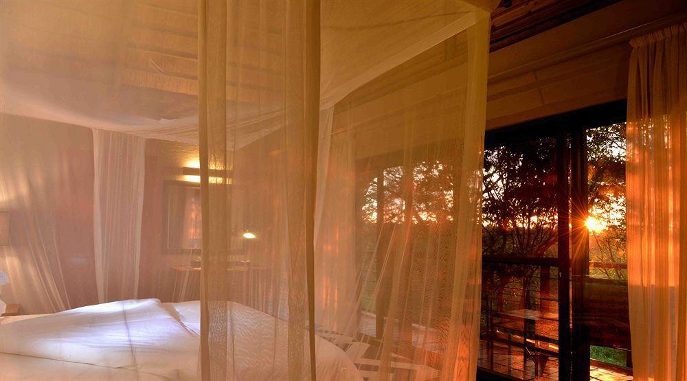 Victoria Falls Safari Suites المظهر الخارجي الصورة