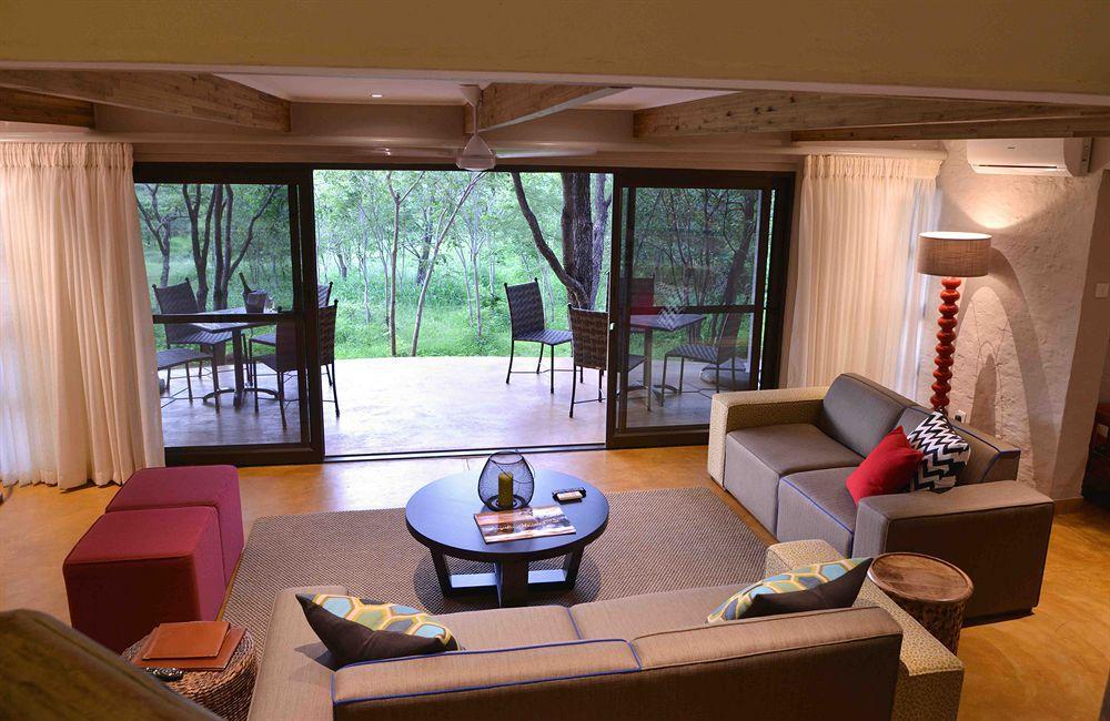 Victoria Falls Safari Suites المظهر الخارجي الصورة