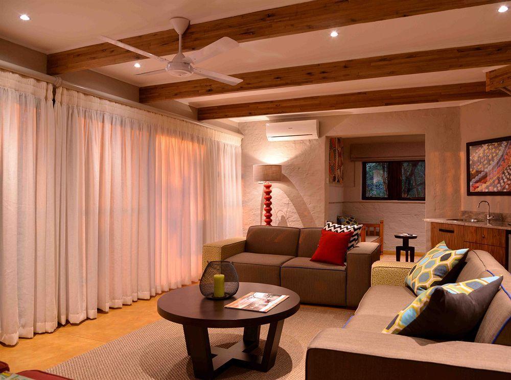 Victoria Falls Safari Suites المظهر الخارجي الصورة