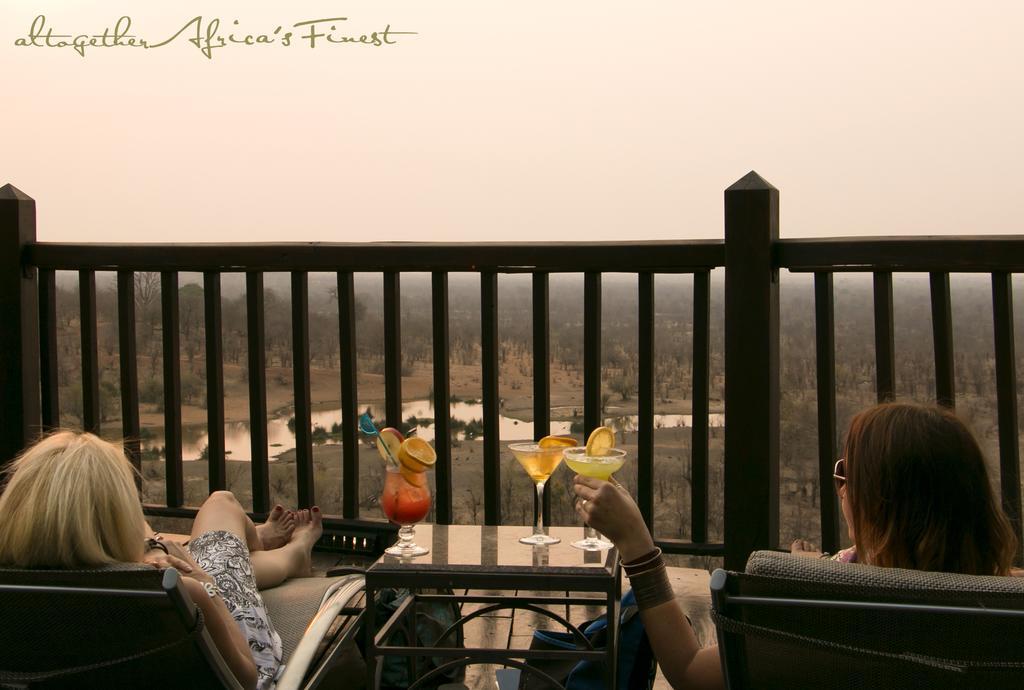 Victoria Falls Safari Suites المظهر الخارجي الصورة
