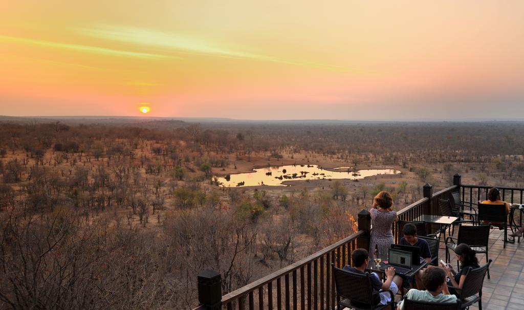 Victoria Falls Safari Suites المظهر الخارجي الصورة