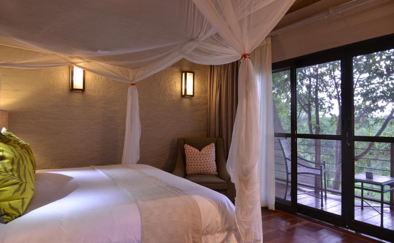 Victoria Falls Safari Suites الغرفة الصورة